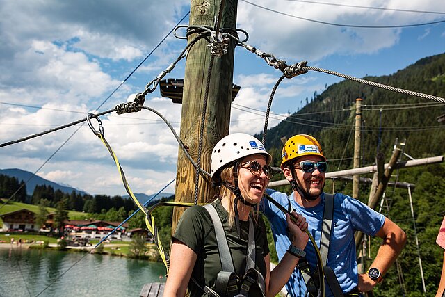 <p>Kletterspaß im Hochseilgarten in Flachau</p>